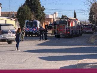 Muere una mujer y resultan 4 intoxicados, uno de ellos un policía que auxilió tras fuga de gas