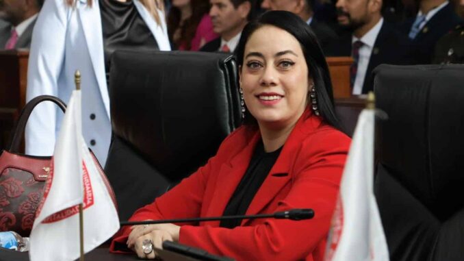 Lamentable falta de la presidenta del Congreso: América Aguilar