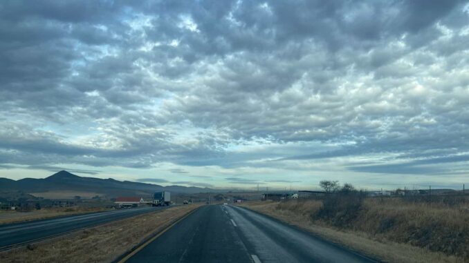 Prevén vientos fuertes, lluvias y nevadas por llegada de nuevo frente frío