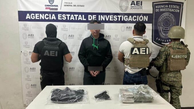 Detiene AEI a masculino en posesión de arma de fuego y droga en Cd. Juárez