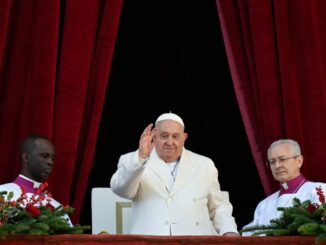 El Papa Francisco sigue hospitalizado; agradece mensajes de apoyo