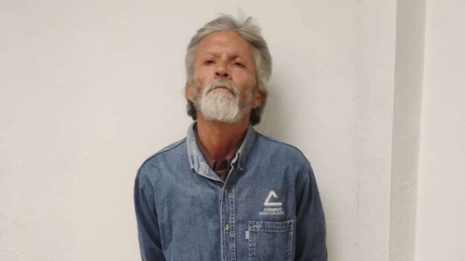 Buscan a familiares de Carlos Abdías, hombre extraviado de 60 años