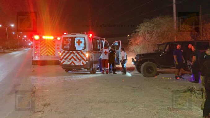 Volcadura de vehículo tipo RZR deja tres jóvenes lesionados en carretera Aldama-Chihuahua