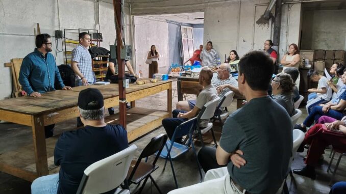 Sostiene reunión Policía Municipal y vecinos de Santa Rosa para más seguridad en la colonia