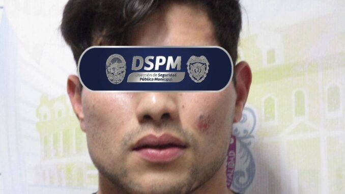 Célula de bares detiene a joven por probables acciones de narcomenudeo