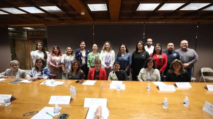 Presenta Instituto de la Mujer a integrantes de su Consejo Consultivo