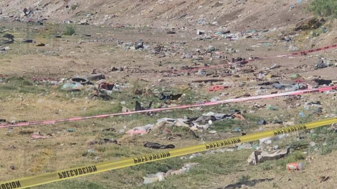Abandonan en arroyo el cuerpo de una mujer muerta a golpes