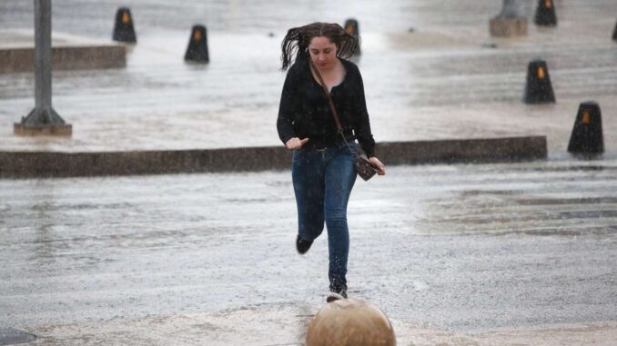 Protección Civil de CDMX emite aviso por temporal de lluvias
