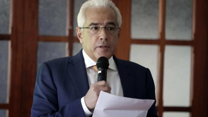 SIP denuncia intento de censura contra Héctor de Mauleón y El Universal