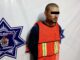 Lo detienen por tener orden de aprehensión vigente