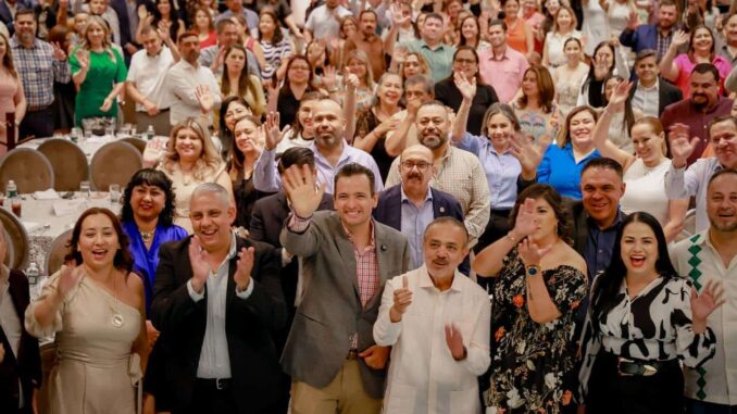 felicidades-por-construir-el-futuro-de-la-ciudad-alcalde-bonilla-a-docentes.jpeg Felicidades por construir el futuro de la ciudad: alcalde Bonilla a docentes
