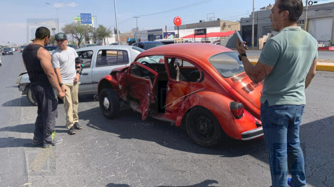 Choque deja a una mujer lesionada a la altura de Paseos de Chihuahua